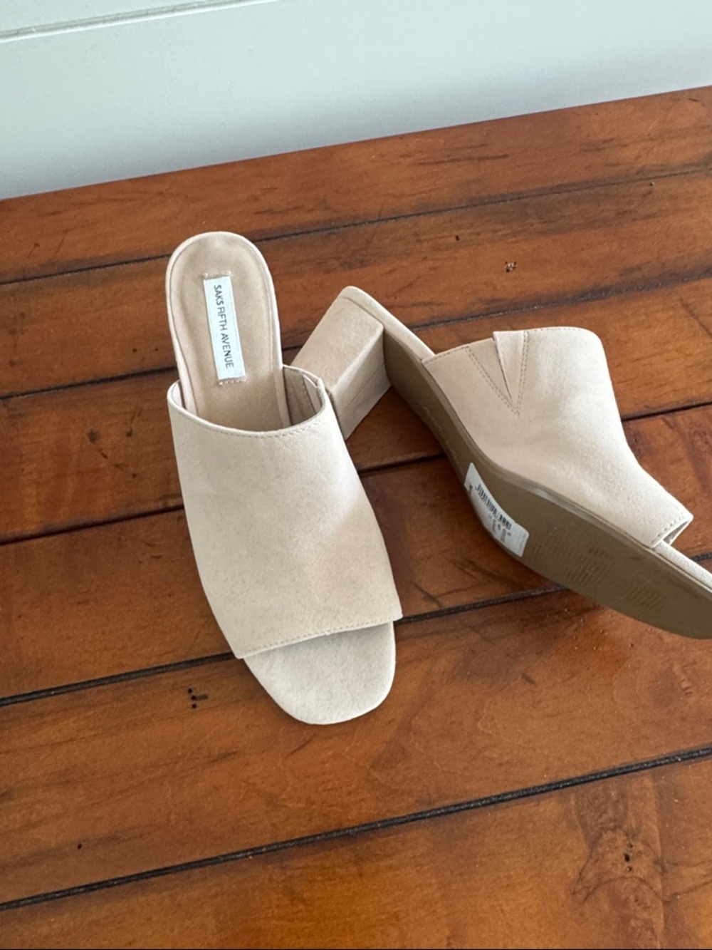 NWT Saks Fifth Avenue Blush Suede Open-Toe Block Heel Mules